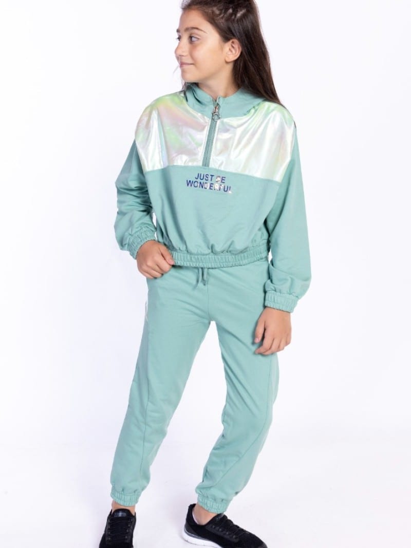 Girls' tracksuit 16698 Girls' tracksuit 16698