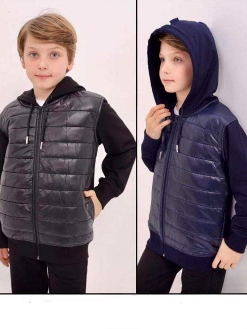 Quilted boys' sweatshirt with hood
