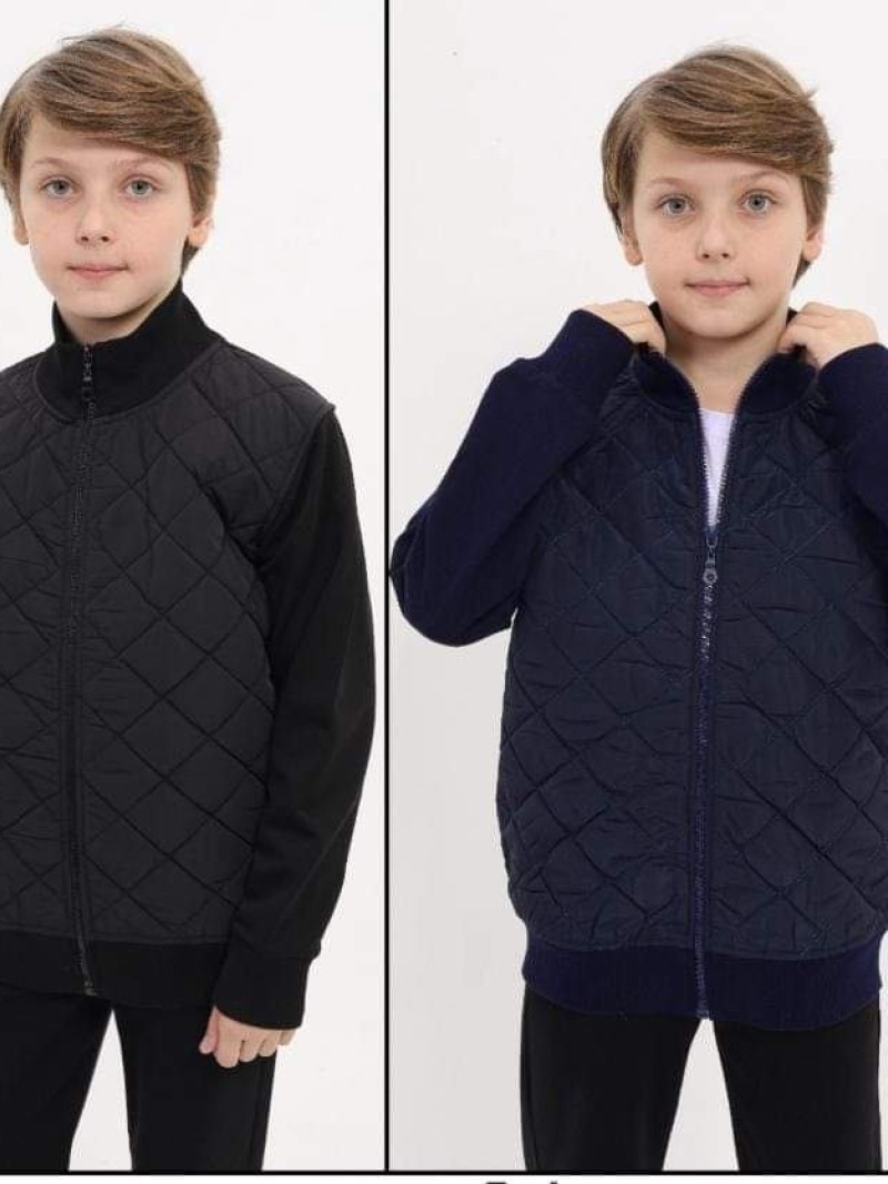 Boy's sweatshirt with a stand-up collar and a quilted front