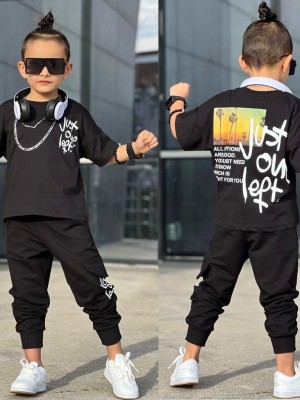 Cotton boys' trousers and t-shirt set